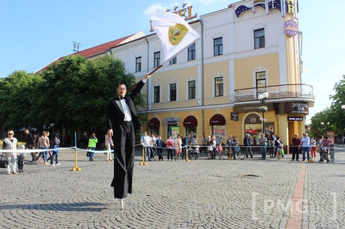 У Мукачеві відкрили фестиваль театральних колективів "Етно-Діа-Сфера" – 01