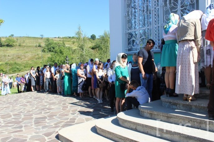 Православні християни Мукачева відзначили свято Успіння Пресвятої Богородиці у Свято-Миколаївському монастирі – 27