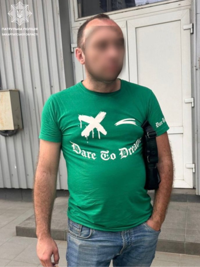 В обласному центрі водій скоїв аварію та втік – 02 Чоловік скоїв аварію і втік