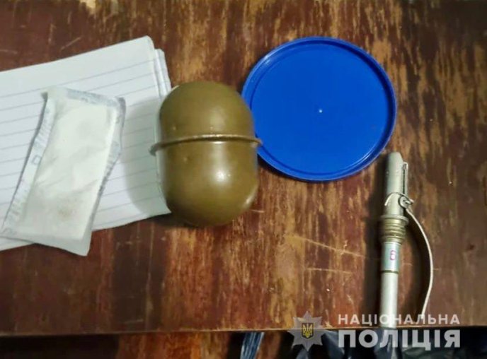 У Мукачеві провели обшуки у трьох фігурантів наркозлочину – 04