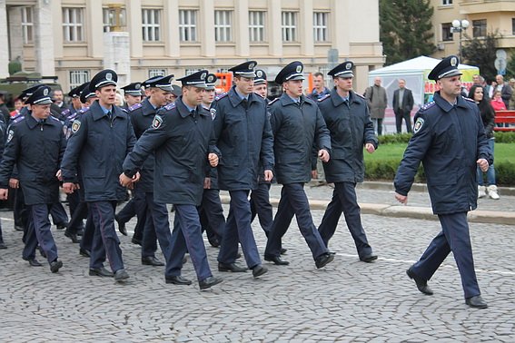 Ужгородці урочисто відзначили День захисника України – 02