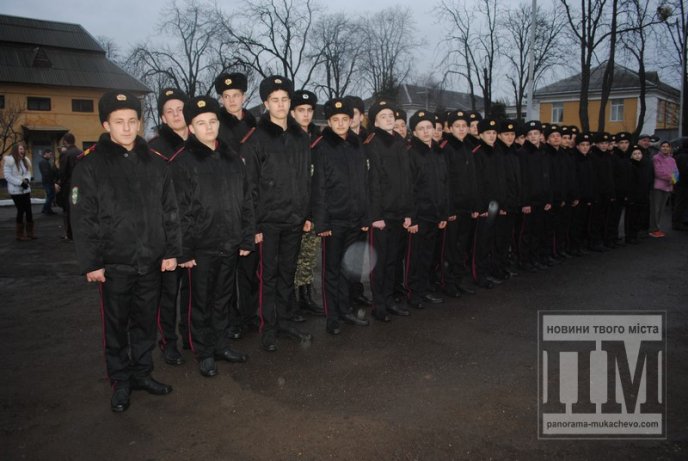 У Мукачеві урочисто зустріли бійців Героїчної 128-ої бригади (ФОТОРЕПОРТАЖ) – 10