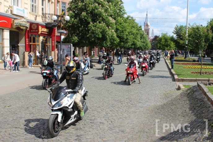 Байкери проїхались вулицями Мукачева – 22
