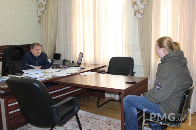 Мукачівські активісти пікетували місцеву прокуратуру – 09