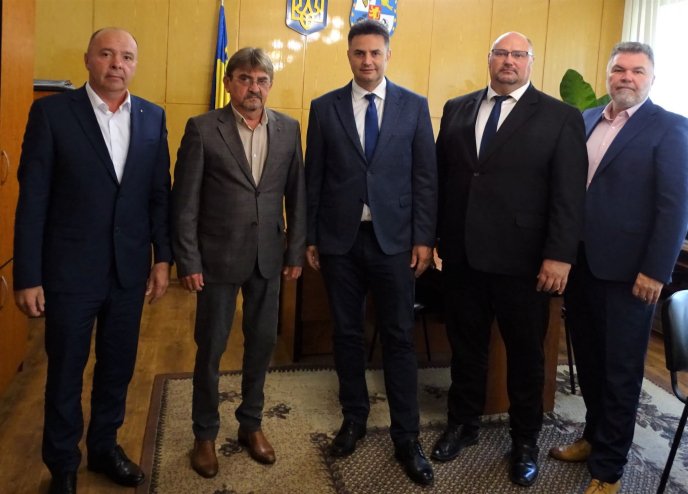 Виноградів співпрацюватиме з угорським Годмезевашаргеєм: що це дасть громаді – 01