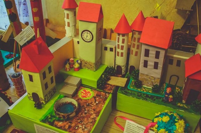 У Мукачеві визначили переможців виставки-конкурсу учнівської молоді – 04