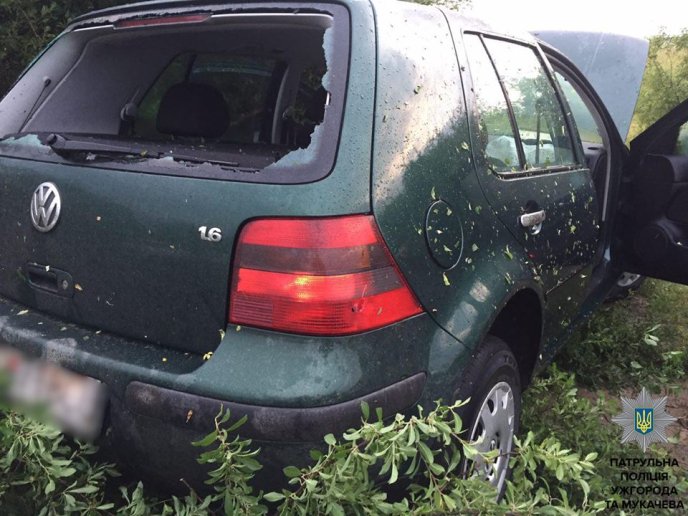 Погоня з пострілами на Ужгородщині: поліція затримала викрадача авто – 01