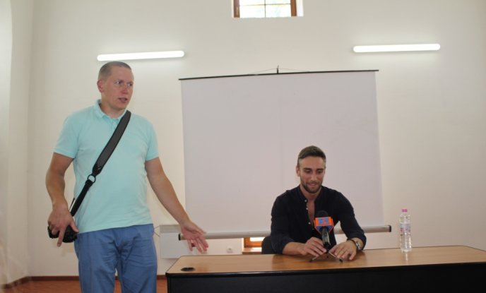 Найвідоміший холостяк України Іраклі Макацарія розповів ужгородкам про ідеальне весілля – 03