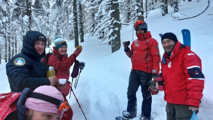 З’їхав не у той бік: в горах цілу ніч шукали заблукалого чоловіка – 07 З’їхав не у той бік: в горах цілу ніч шукали заблукалого чоловіка – 07