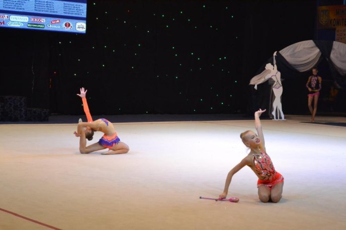 В Ужгороді розпочались всеукраїнські змагання з художньої гімнастики – 01