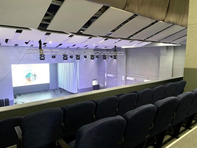 У Мукачеві відкрили Палац культури та мистецтв – 13