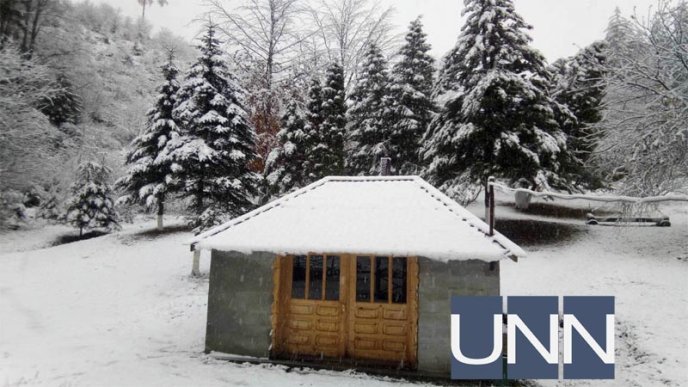 З’явилися фото засніжених високогірних районів Закарпаття – 06 З’явилися фото засніжених високогірних районів Закарпаття – 06