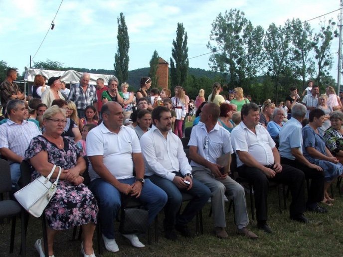 У Кольчині на Мукачівщині започаткували свято селищної ради – 12