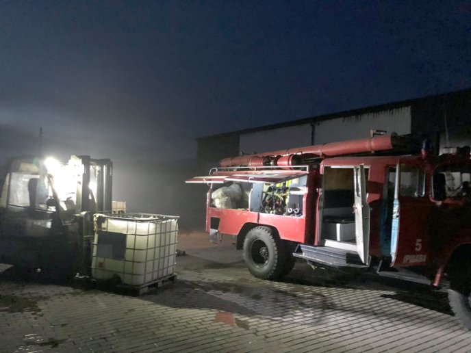 На Іршавщині вчора горіло деревообробне підприємство – 01