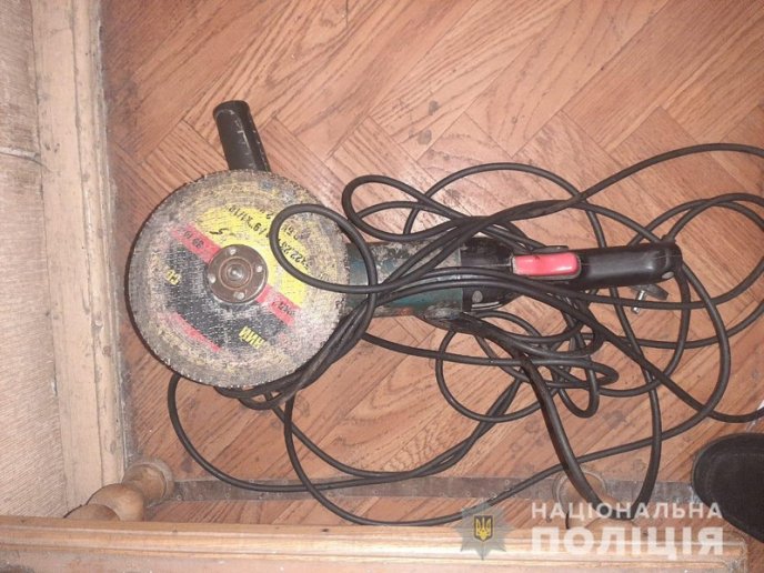 Чоловік обікрав будинок сусіда – 03