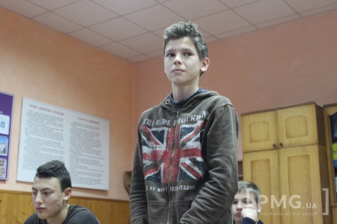 У Мукачівській ЗОШ №4 відбулась перша лекція в рамках проекту “Школа змін” – 24 У Мукачівській ЗОШ №4 відбулась перша лекція в рамках проекту “Школа змін” – 24