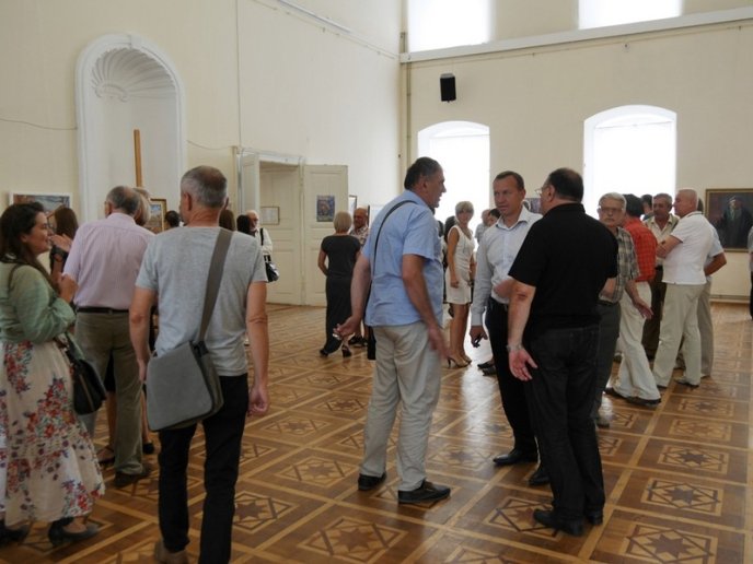 В Ужгороді відкрили виставку відомого художника – 03