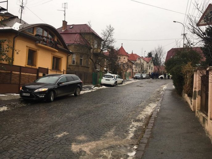 Аварія в Ужгороді: пошкоджено 9 машин, – соцмережі – 01