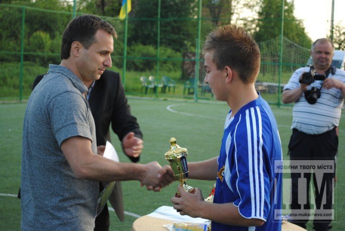 ДЮХФШ "Синай" вдруге поспіль перемогла на всеукраїнському турнірі з футболу (ФОТО) – 14
