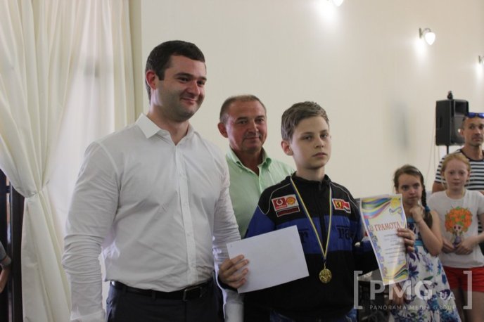 У Мукачеві нагородили переможців Міжнародного шахового фестивалю "Мукачівське літо 2016" – 16 У Мукачеві нагородили переможців Міжнародного шахового фестивалю "Мукачівське літо 2016" – 16