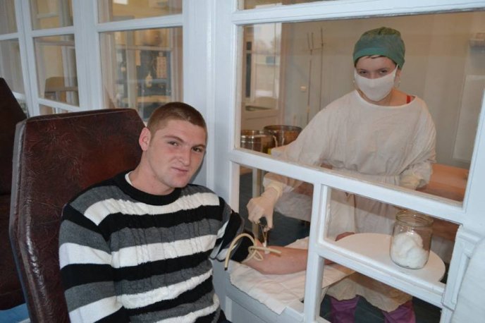 Патрульні поліцейські Ужгорода стали донорами крові – 04