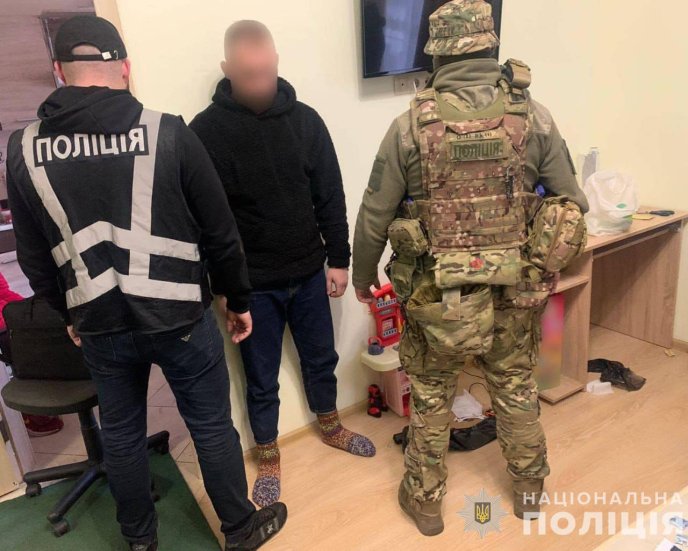 В Закарпатській області затримали наркоторговців – 04