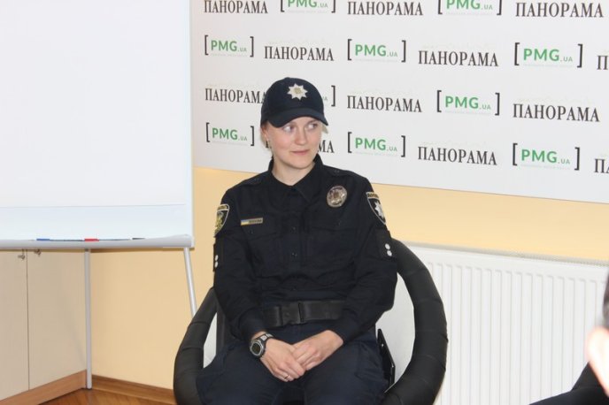 Патрульні Мукачева розповіли про поліцію та особливості своєї роботи – 08