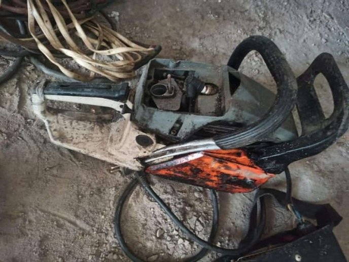 У ромському поселенні на Мукачівщині знайшли чимало крадених речей: опубліковано фото – 10