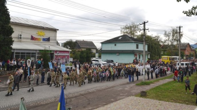 У Буштині попрощались з бійцем АТО Павлом Дурундою – 19