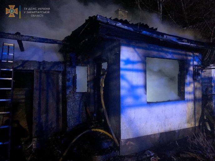 В одному з районів знайшли тіла двох жінок – 02