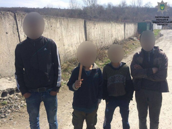 Четверо дітлахів намагалися пограбувати підприємство – 03