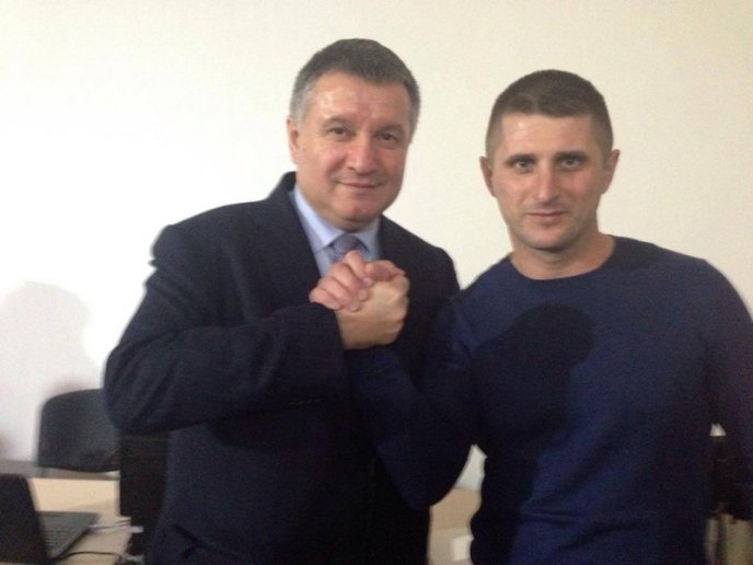 Валерій Лунченко: з’їзд "Народного фронту" підтвердив дотримання обраного курсу – 08