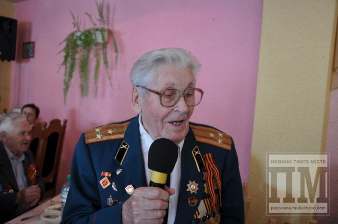 Мер Мукачева випив з ветеранами "фронтові" 100 грам (ФОТО) – 11