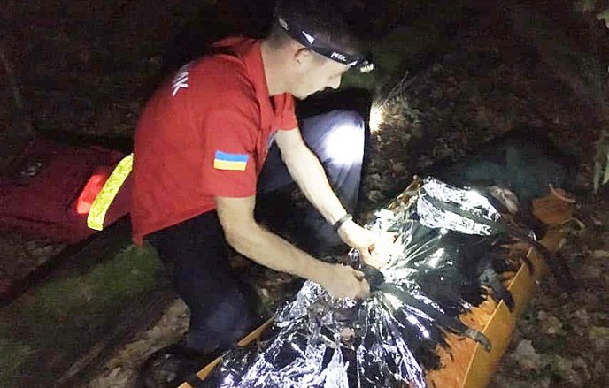 У лісі знайшли знесилену жінку – 04 У лісі знайшли знесилену жінку – 04