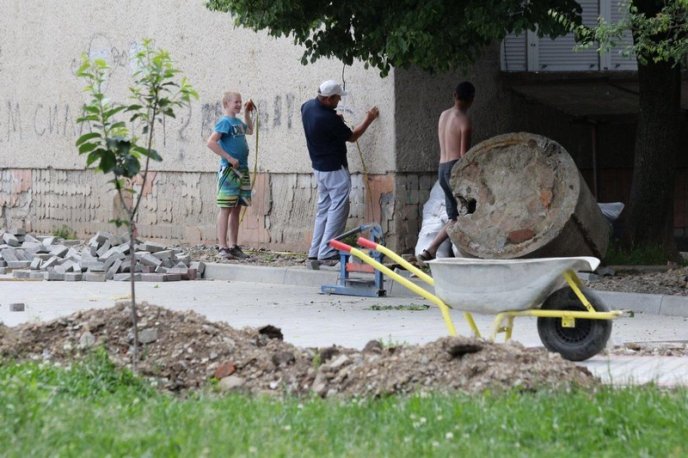 Як виглядають внутрішньоквартальні проїзди у Мукачеві після ремонту – 08