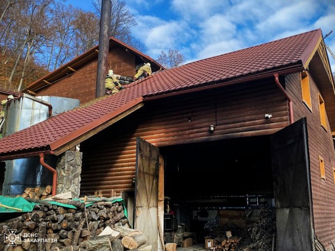 Пожежа на території готельно-ресторанного комплексу