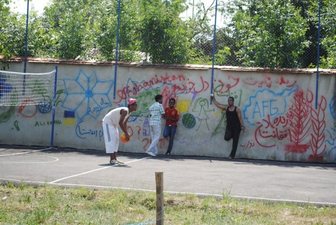 У Пункті тимчасового розміщення біженців на одну особу виділяють 15 гривень на добу (ФОТО) – 07