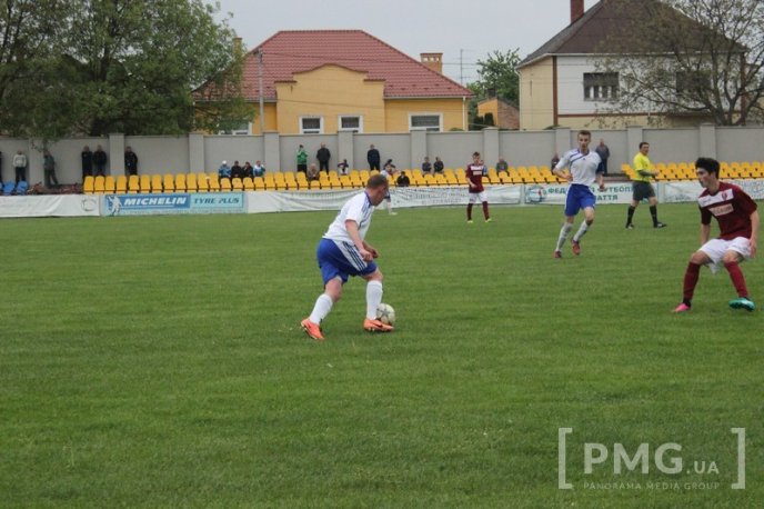 Футболісти "Мункача" розгромили гостей з Поляни – 07