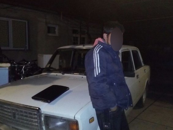 На Виноградівщині нетверезий чоловік на краденому автомобілі потрапив у ДТП – 01 На Виноградівщині нетверезий чоловік на краденому автомобілі потрапив у ДТП – 01