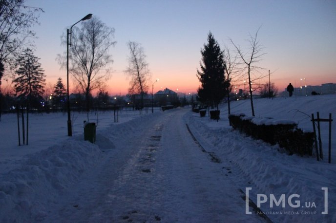 Слизькі дороги або безкоштовний атракціон фестивалю “Червене вино” – 26 Слизькі дороги або безкоштовний атракціон фестивалю “Червене вино” – 26