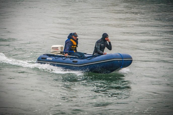Рятувальники відшукали тіла загиблих дітей на п’ятиметровій глибині – 01