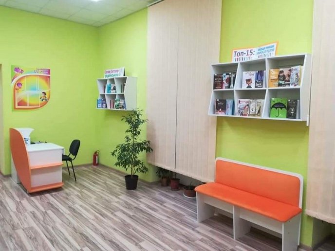 У Мукачеві відкрили "Бібліотеку дитячих мрій" – 03