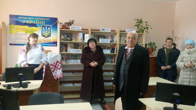 Закарпатське гірське село Запереділля отримало новий дитсадок у комплексі з ФАПом, поштовим відділенням та бібліотекою – 06 Закарпатське гірське село Запереділля отримало новий дитсадок у комплексі з ФАПом, поштовим відділенням та бібліотекою – 06