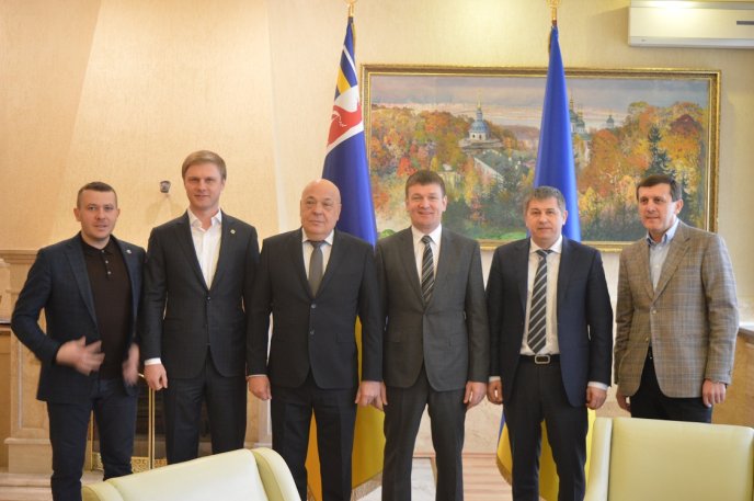 Народний депутат Василь Петьовка отримав найвищу відзнаку «За заслуги перед Закарпаттям» – 07