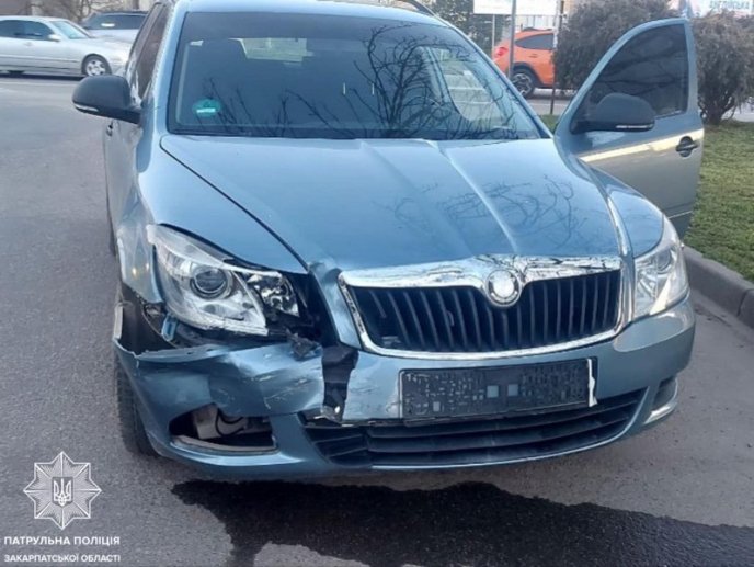 П’яний водій виїхав на зустрічну смугу та скоїв аварію – 03 П’яний водій виїхав на зустрічну смугу та скоїв аварію – 03