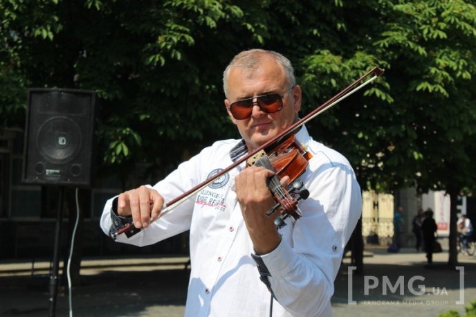 Скрипаль-віртуоз Павло Волощук вразив мукачівських глядачів – 02
