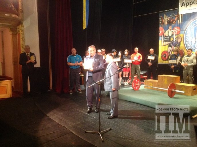 Чемпіонат України з жиму лежачи стартував у Мукачеві (ФОТО) – 12 Чемпіонат України з жиму лежачи стартував у Мукачеві (ФОТО) – 12
