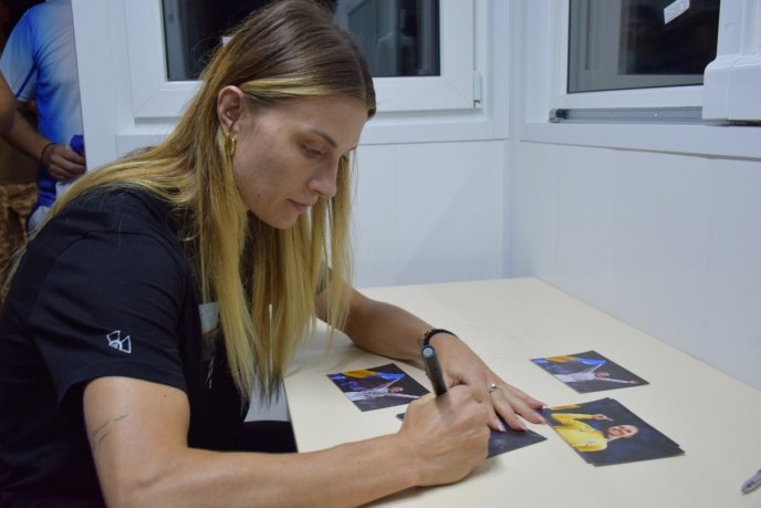 Приїхала на КПП: вночі на Закарпатті зустрічали олімпійську чемпіонку Ольгу Харлан – 04