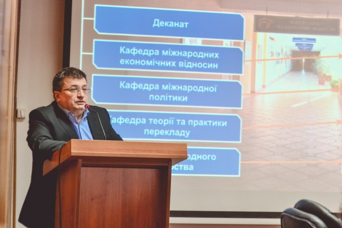 Вчена рада УжНУ розглядала стан наукової роботи та інформаційної діяльності вишу – 04 Вчена рада УжНУ розглядала стан наукової роботи та інформаційної діяльності вишу – 04