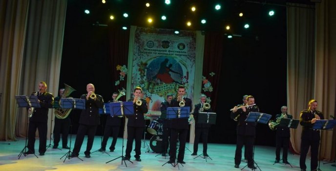 В Ужгороді відбувся Міжнародний фестиваль дитячої та юнацької творчості "Весняний бал" – 06 В Ужгороді відбувся Міжнародний фестиваль дитячої та юнацької творчості "Весняний бал" – 06